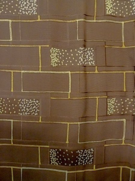 画像4: N0529N  女性用 羽織  シルク(正絹)   茶色, 小さな点々 【中古】 【USED】 【リサイクル】 ★★★☆☆ (4)