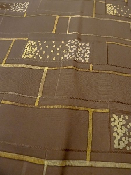 画像8: N0529N  女性用 羽織  シルク(正絹)   茶色, 小さな点々 【中古】 【USED】 【リサイクル】 ★★★☆☆ (8)