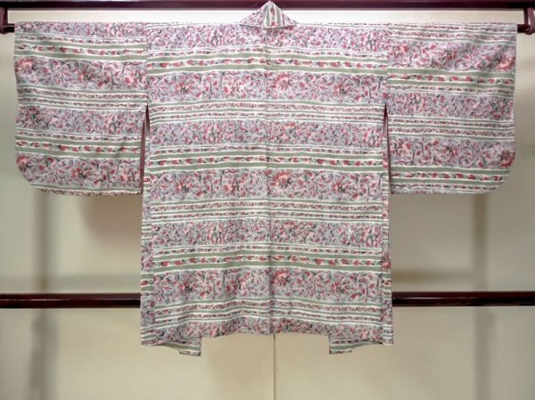 画像2: N0529O Mint  女性用 羽織  シルク(正絹)   マルチカラー, 唐花 【中古】 【USED】 【リサイクル】 ★★★★☆ (2)