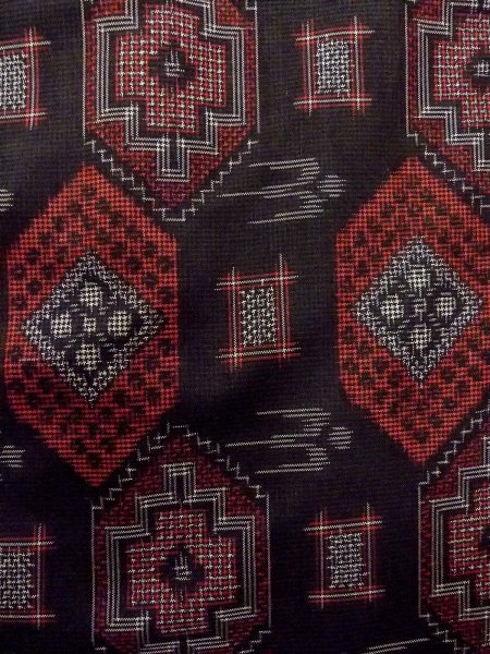 画像6: N0529P Mint  女性用 大島紬  シルク（正絹）   黒, 菱 【中古】 【USED】 【リサイクル】 ★★★★☆ (6)