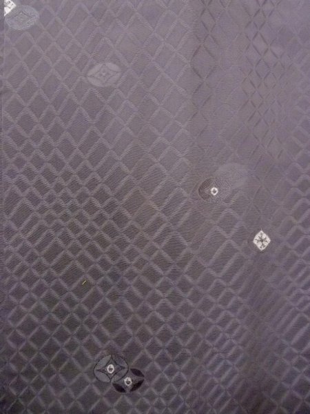 画像4: N0529Q  女性用 羽織  シルク（正絹）   灰色, 菱 【中古】 【USED】 【リサイクル】 ★★☆☆☆ (4)