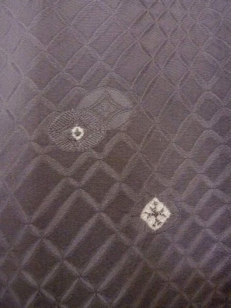 画像7: N0529Q  女性用 羽織  シルク（正絹）   灰色, 菱 【中古】 【USED】 【リサイクル】 ★★☆☆☆ (7)