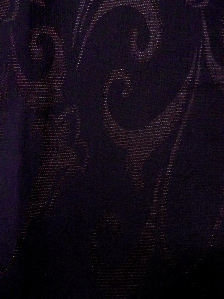 画像6: N0529V  女性用 道行  シルク（正絹）   黒, 唐花 【中古】 【USED】 【リサイクル】 ★★★☆☆ (6)