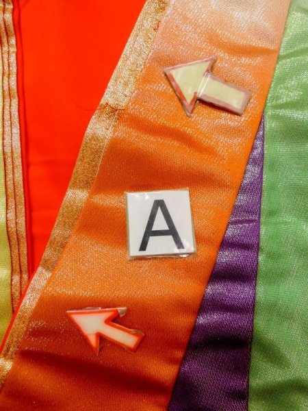 画像22: N0605B  女性用 打掛  シルク(正絹)  光沢のある マルチカラー, ぼかし 【中古】 【USED】 【リサイクル】 ★★★☆☆ (22)