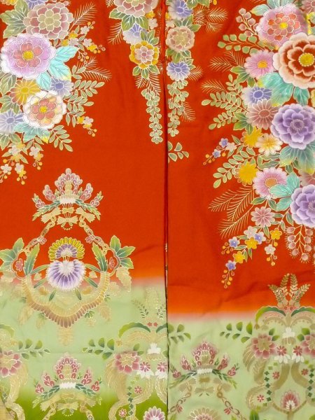 画像5: N0605C  女性用 打掛  シルク(正絹)   赤色, 花 【中古】 【USED】 【リサイクル】 ★★☆☆☆ (5)