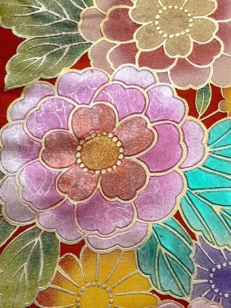 画像11: N0605C  女性用 打掛  シルク(正絹)   赤色, 花 【中古】 【USED】 【リサイクル】 ★★☆☆☆ (11)