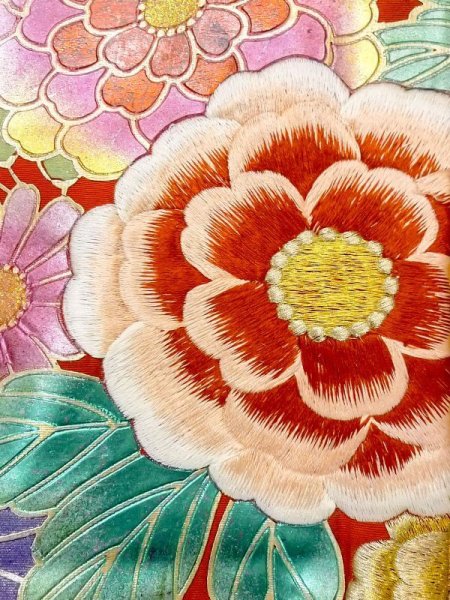 画像19: N0605C  女性用 打掛  シルク(正絹)   赤色, 花 【中古】 【USED】 【リサイクル】 ★★☆☆☆ (19)