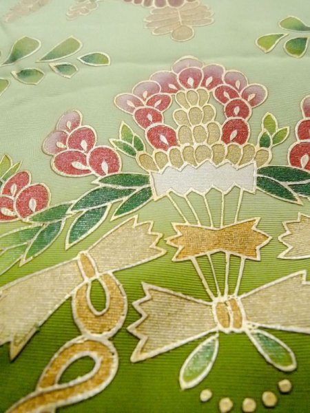 画像30: N0605C  女性用 打掛  シルク(正絹)   赤色, 花 【中古】 【USED】 【リサイクル】 ★★☆☆☆ (30)