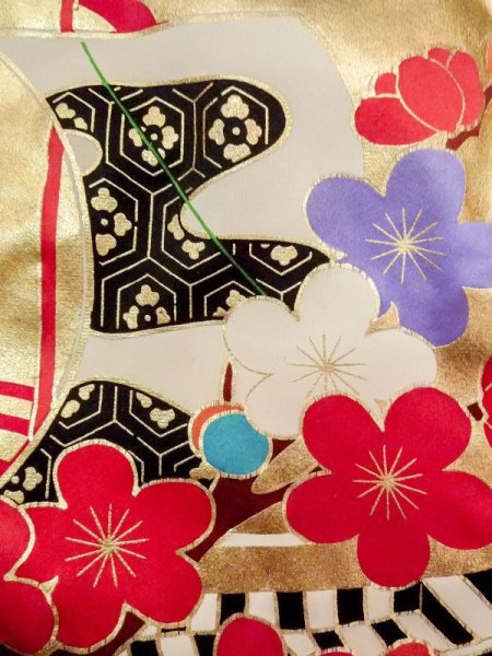 画像11: N0605E  女性用 打掛  シルク(正絹)   金色, 桜 【中古】 【USED】 【リサイクル】 ★☆☆☆☆ (11)