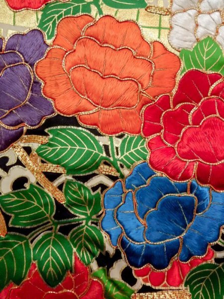 画像16: N0605E  女性用 打掛  シルク(正絹)   金色, 桜 【中古】 【USED】 【リサイクル】 ★☆☆☆☆ (16)