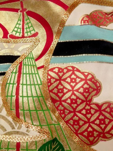 画像18: N0605E  女性用 打掛  シルク(正絹)   金色, 桜 【中古】 【USED】 【リサイクル】 ★☆☆☆☆ (18)