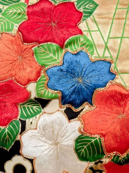 画像19: N0605E  女性用 打掛  シルク(正絹)   金色, 桜 【中古】 【USED】 【リサイクル】 ★☆☆☆☆ (19)