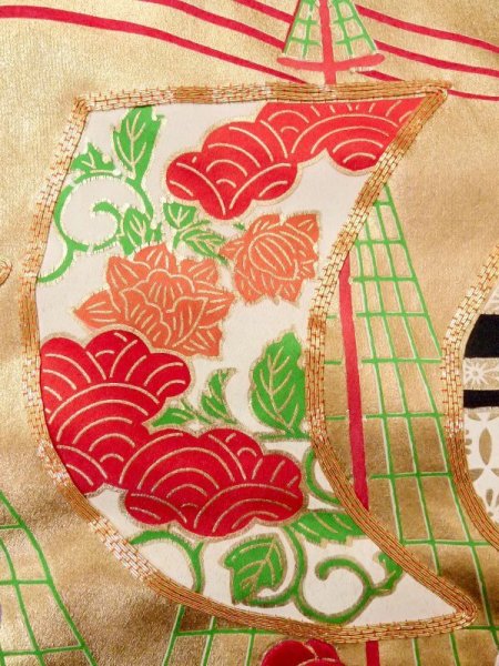 画像30: N0605E  女性用 打掛  シルク(正絹)   金色, 桜 【中古】 【USED】 【リサイクル】 ★☆☆☆☆ (30)