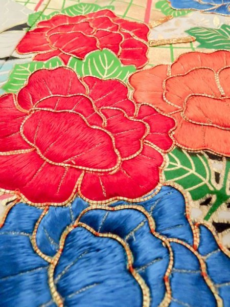 画像36: N0605E  女性用 打掛  シルク(正絹)   金色, 桜 【中古】 【USED】 【リサイクル】 ★☆☆☆☆ (36)