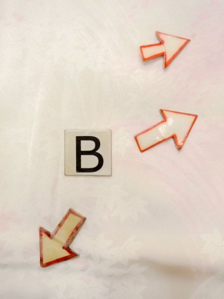 画像15: N0611L  女性用 襦袢  シルク(正絹)  薄い 桃色, もみじ 【中古】 【USED】 【リサイクル】 ★★☆☆☆ (15)