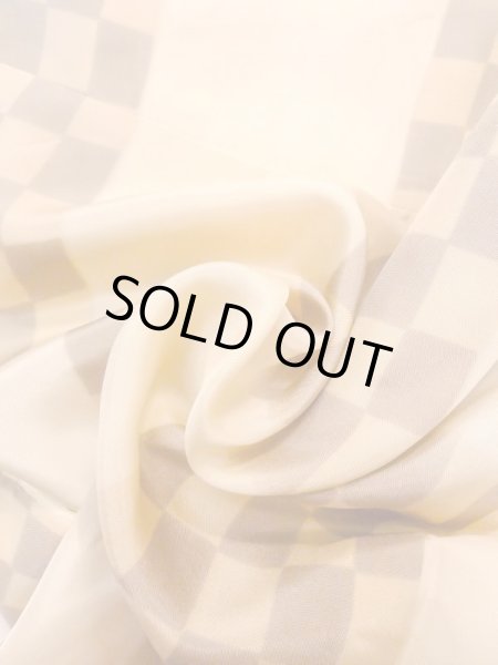 画像11: N0611M  女性用 襦袢 使用感あり シルク（正絹）   ベージュ, 四角 【中古】 【USED】 【リサイクル】 ★★☆☆☆ (11)