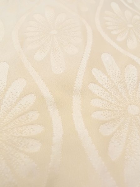 画像8: N0611P  女性用 襦袢  シルク(正絹)   アイボリー, 菊 【中古】 【USED】 【リサイクル】 ★★☆☆☆ (8)