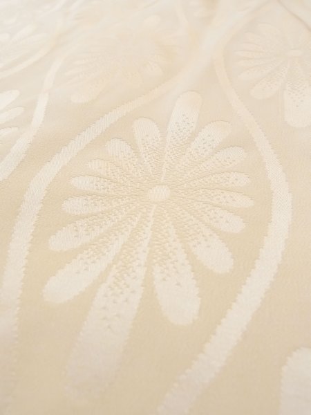 画像9: N0611P  女性用 襦袢  シルク(正絹)   アイボリー, 菊 【中古】 【USED】 【リサイクル】 ★★☆☆☆ (9)