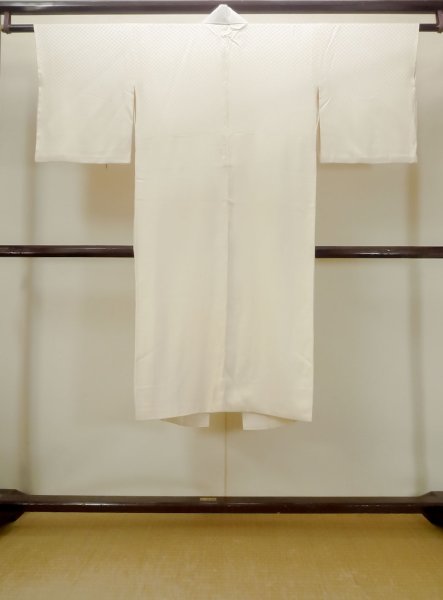 画像2: N0611Q  女性用 襦袢  シルク(正絹)  光沢のある アイボリー, かのこ 【中古】 【USED】 【リサイクル】 ★★☆☆☆ (2)