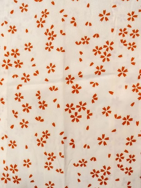 画像4: N0611T  女性用 襦袢 他ダメージ シルク(正絹)   アイボリー, 桜 【中古】 【USED】 【リサイクル】 ★☆☆☆☆ (4)