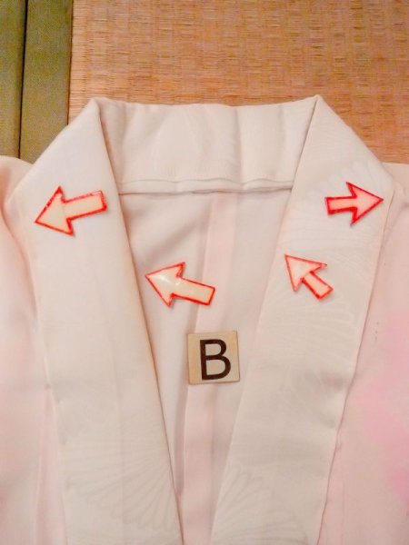 画像15: N0611U  女性用 襦袢  シルク(正絹)  淡い 桃色, 菊 【中古】 【USED】 【リサイクル】 ★★☆☆☆ (15)