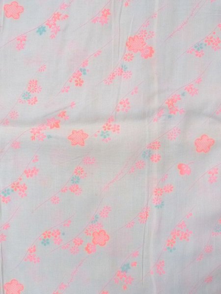 画像4: N0611Y  女性用 襦袢 汚れ/シミ 綿   白, 花 【中古】 【USED】 【リサイクル】 ★☆☆☆☆ (4)