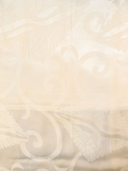 画像3: N0612C  女性用 襦袢  シルク(正絹)  光沢のある アイボリー, 唐草 【中古】 【USED】 【リサイクル】 ★☆☆☆☆ (3)