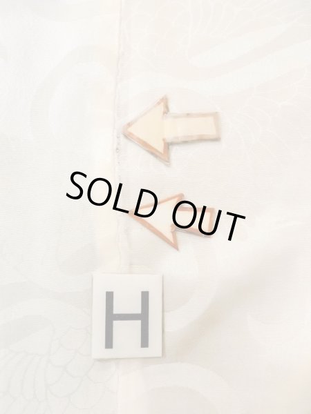 画像21: N0612C  女性用 襦袢  シルク（正絹）  光沢のある アイボリー, 唐草 【中古】 【USED】 【リサイクル】 ★☆☆☆☆ (21)