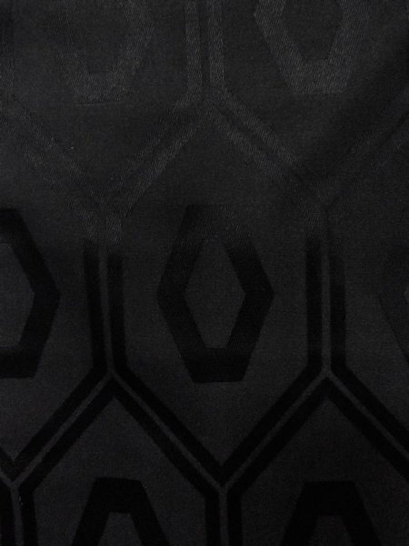 画像3: N0624C 端切れ 女性用着物 シルク(正絹)   黒 亀甲 【中古】 【USED】 【リサイクル】 ★★★★☆ (3)