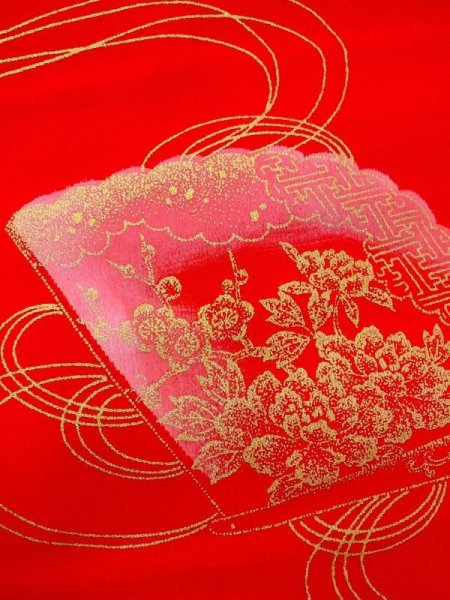 画像4: N0624L 端切れ 女性用着物 シルク(正絹)   赤色 ぼたん 【中古】 【USED】 【リサイクル】 ★★☆☆☆ (4)
