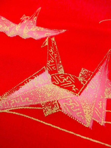 画像6: N0624L 端切れ 女性用着物 シルク(正絹)   赤色 ぼたん 【中古】 【USED】 【リサイクル】 ★★☆☆☆ (6)