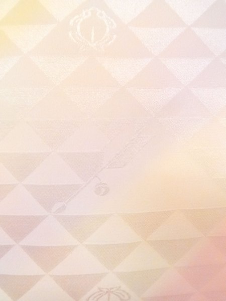 画像3: N0624N 端切れ 女性用着物 シルク(正絹)  光沢のある マルチカラー 三角 【中古】 【USED】 【リサイクル】 ★★★★☆ (3)