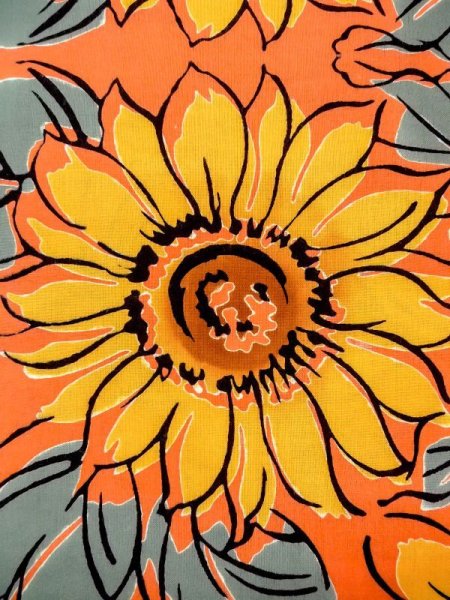 画像4: N0624R 端切れ 女性用着物 綿   橙色 花 【中古】 【USED】 【リサイクル】 ★★★☆☆ (4)