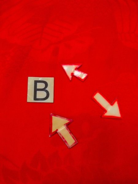 画像15: N0629A  女性用 女の子 子供用、半衿付き シルク(正絹)   赤色,  【中古】 【USED】 【リサイクル】 ★☆☆☆☆ (15)