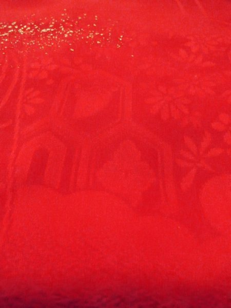 画像10: N0629F  女性用 女の子 半衿付き、地紋:タッセル、扇、亀甲 シルク(正絹)   赤色, 鶴 【中古】 【USED】 【リサイクル】 ★★★☆☆ (10)