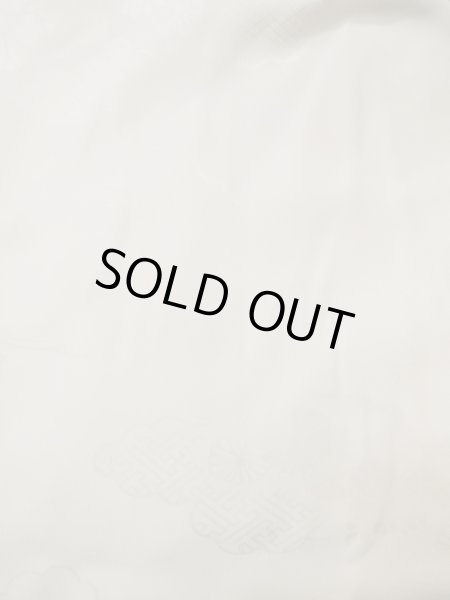 画像3: N0629K  女性用 襦袢 地紋：青海波、源氏雲、さやもん、菱、かのこ シルク（正絹）   オフ　ホワイト,  【中古】 【USED】 【リサイクル】 ★★★☆☆ (3)