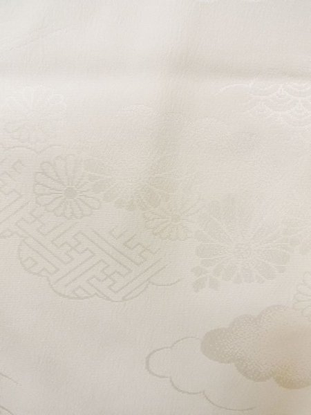 画像5: N0629K  女性用 襦袢 地紋:青海波、源氏雲、さやもん、菱、かのこ シルク(正絹)   オフ ホワイト,  【中古】 【USED】 【リサイクル】 ★★★☆☆ (5)