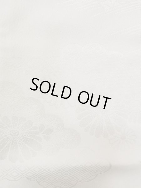 画像7: N0629K  女性用 襦袢 地紋：青海波、源氏雲、さやもん、菱、かのこ シルク（正絹）   オフ　ホワイト,  【中古】 【USED】 【リサイクル】 ★★★☆☆ (7)