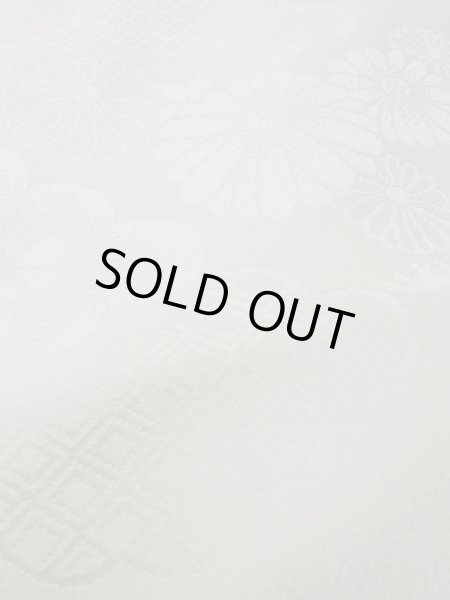 画像10: N0629K  女性用 襦袢 地紋：青海波、源氏雲、さやもん、菱、かのこ シルク（正絹）   オフ　ホワイト,  【中古】 【USED】 【リサイクル】 ★★★☆☆ (10)