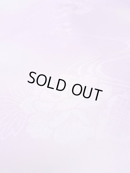 画像10: N0629R  女性用 襦袢 半衿付き、地紋：桐、葉、流水、かのこ 化繊  淡い 紫色,  【中古】 【USED】 【リサイクル】 ★★★☆☆ (10)