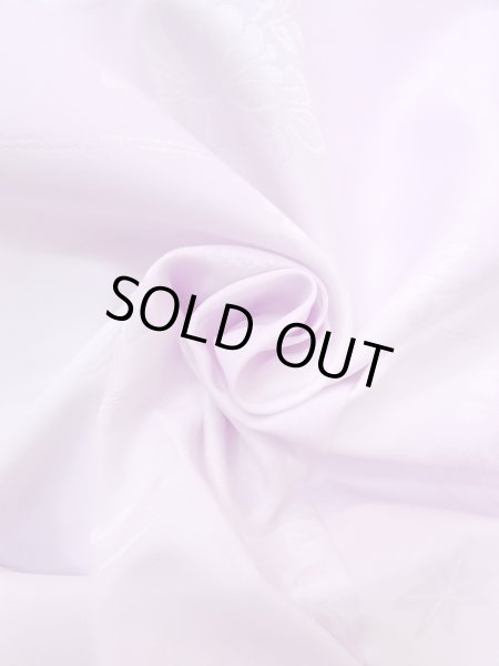 画像12: N0629R  女性用 襦袢 半衿付き、地紋：桐、葉、流水、かのこ 化繊  淡い 紫色,  【中古】 【USED】 【リサイクル】 ★★★☆☆ (12)