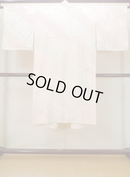 画像2: N0629T  女性用 襦袢  シルク（正絹）  淡い 桃色,  【中古】 【USED】 【リサイクル】 ★★★☆☆ (2)