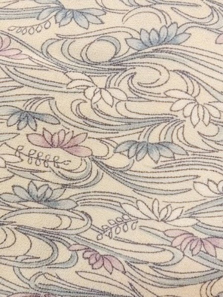 画像6: N0717A  女性用 羽織  シルク(正絹)   アイボリー, 菊 【中古】 【USED】 【リサイクル】 ★★★☆☆ (6)