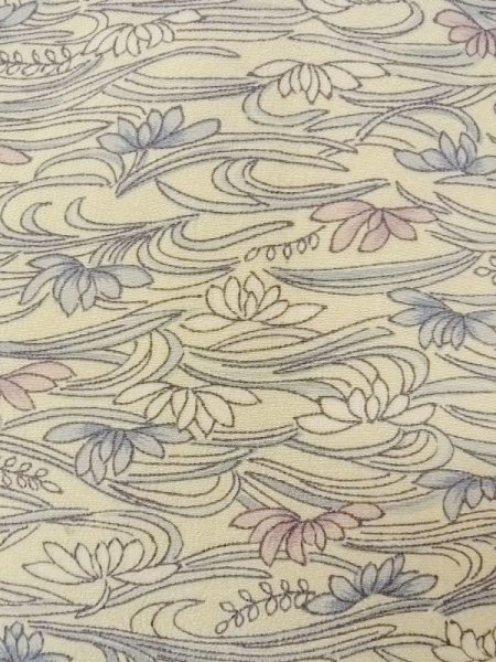 画像7: N0717A  女性用 羽織  シルク(正絹)   アイボリー, 菊 【中古】 【USED】 【リサイクル】 ★★★☆☆ (7)