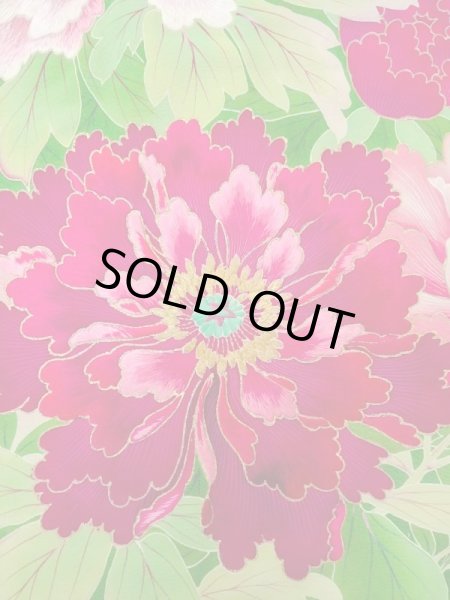 画像17: N0717E  女性用 振袖  シルク（正絹）   黒, ぼたん 【中古】 【USED】 【リサイクル】 ★★★☆☆ (17)