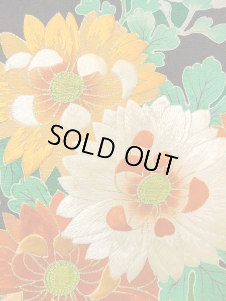 画像24: N0717E  女性用 振袖  シルク（正絹）   黒, ぼたん 【中古】 【USED】 【リサイクル】 ★★★☆☆ (24)