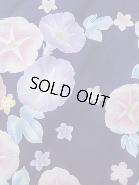 画像4: N0717F  女性用 浴衣（海外製） 朝顔柄、紅梅 綿   紺, 花 【中古】 【USED】 【リサイクル】 ★☆☆☆☆ (4)