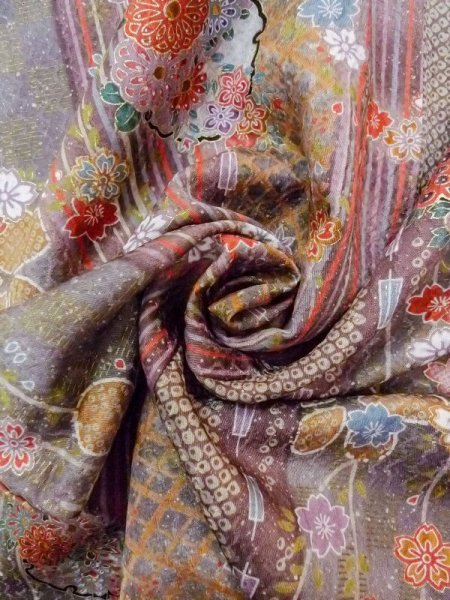 画像12: N0717K  女性用 小紋  シルク(正絹)  灰色がかった マルチカラー, 桜 【中古】 【USED】 【リサイクル】 ★★★☆☆ (12)