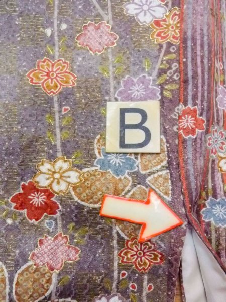 画像15: N0717K  女性用 小紋  シルク(正絹)  灰色がかった マルチカラー, 桜 【中古】 【USED】 【リサイクル】 ★★★☆☆ (15)