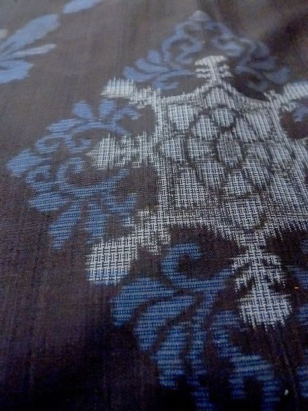 画像9: N0717O  女性用 紬  シルク(正絹)  淡い 黒, 花 【中古】 【USED】 【リサイクル】 ★★★☆☆ (9)